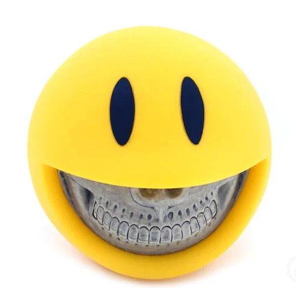 Smiley Grin Piggy Bank 6” Figure By Ron English (2010) 01 | Monkey Paw Mexico