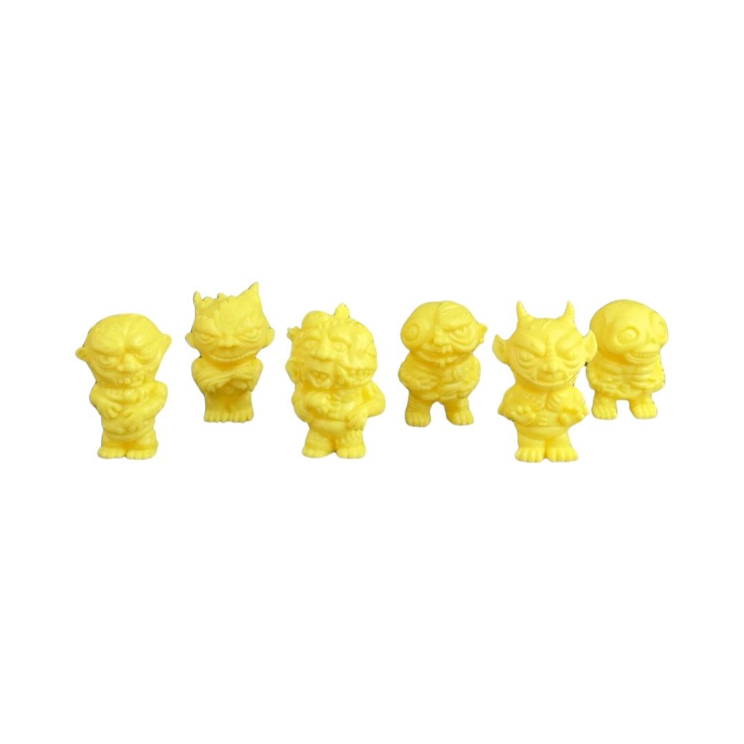 Miscreants Set Yellow 2'' Figure By Miscreations Toys 01 | Monkey Paw Mexico