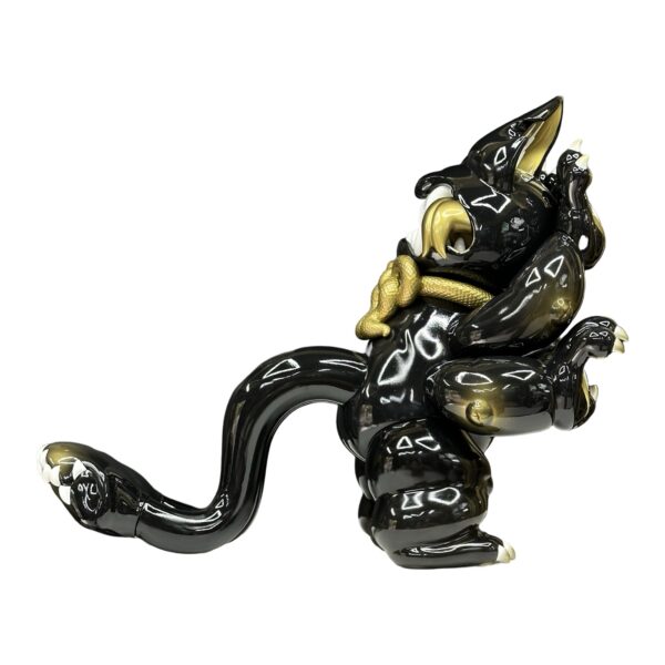 Dainigirujin Black & Gold Edition 14 Figure By Grape Brain 07 | Monkey Paw Mexico