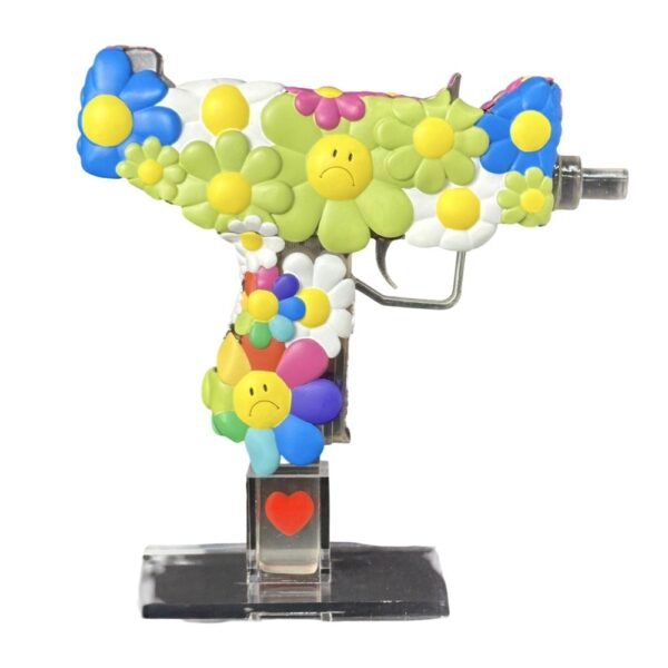 Shoeuzi Flower Power Uzi Gun 100% figure by J-Ldn Takashi Muraki (1) | Monkey Paw Mexico