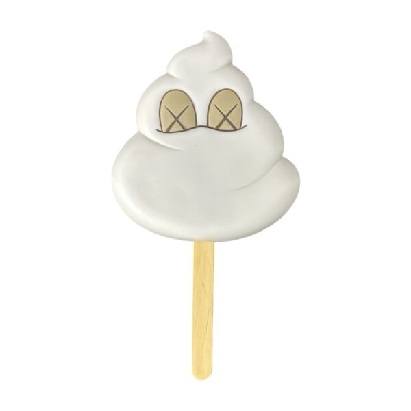 Warm Regard Bar Cream 6 figure by Kaws (1) | Monkey Paw Mexico
