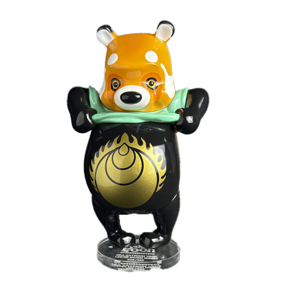 AKA Red Panda 9 figure by Jee Saya | Monkey Paw Mexico