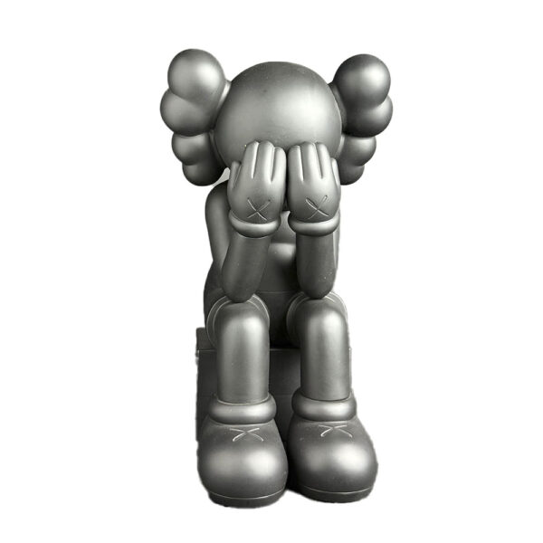 Kaws Passing Through Black 8 figure by Kaws (1) | Monkey Paw Mexico