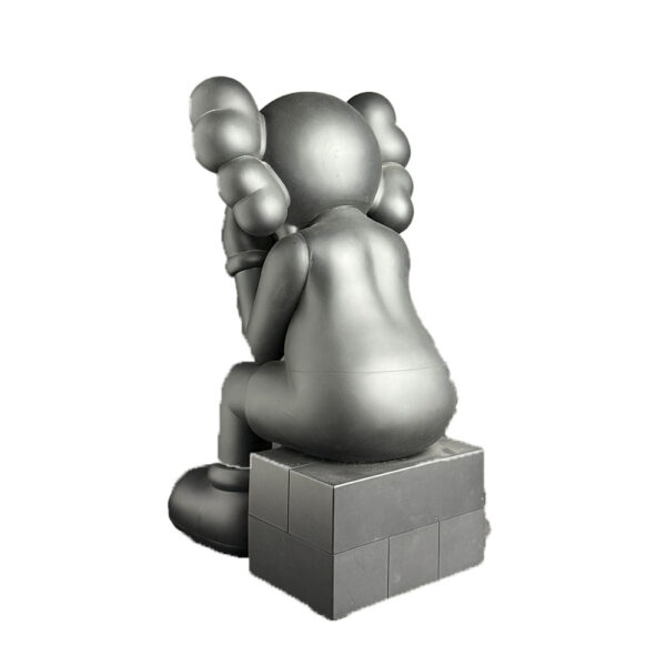 Kaws Passing Through Black 8 figure by Kaws (3) | Monkey Paw Mexico