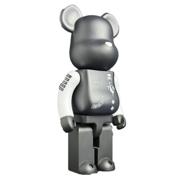 SSUR Varsity 400% figure by Ruslan Karablin (1) | Monkey Paw Mexico