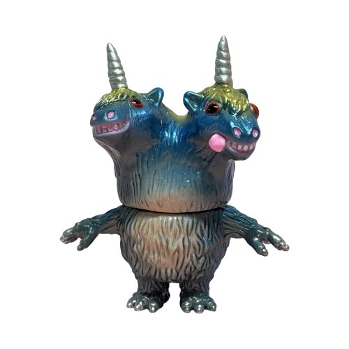 2 Headed Unicorn Blue Gold Edition 5 Figure by Splurrt x Rampage Toys 01 | Monkey Paw México
