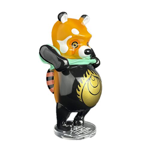 AKA Red Panda 9 figure by Jee Saya (1) | Monkey Paw Mexico