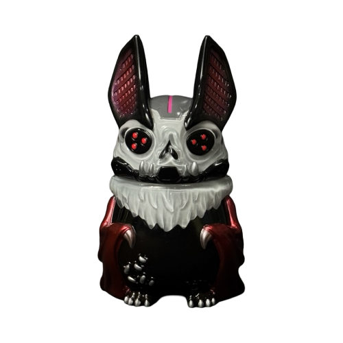 Bat 5“ Figure by Kagemaru Designs 1 | Monkey Paw Mexico