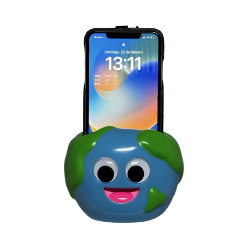 Earthly Pot Functional 6″ Figure by leeeeeetoy 1 | Monkey Paw Mexico