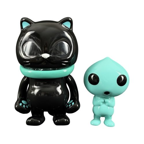 Meow-e Black 7” Figure by Zero F (Signed) 06 | Monkey Paw Mexico