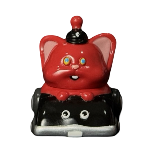 Momozaza Red Mouse on Car 2 Figure 1 | Monkey Paw Mexico