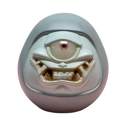 Real Eyeron Head GID Edition 4.5 Figure by Monstermind Toys 01 | Monkey Paw México